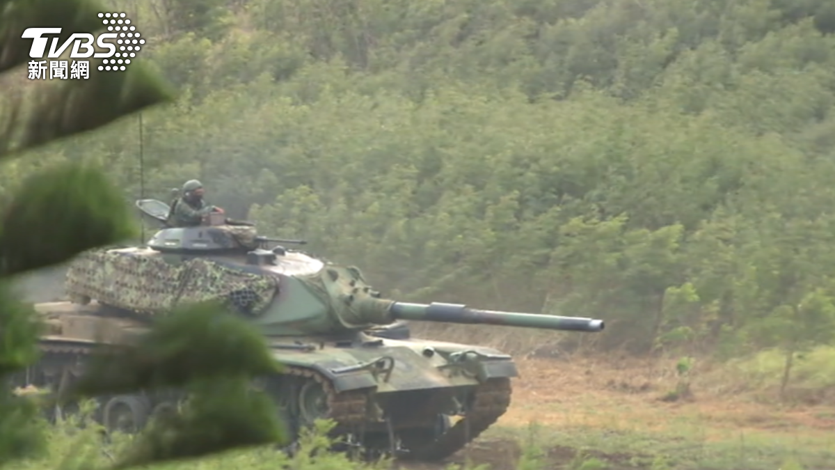 Military exercises suspended as Typhoon Gaemi hits Taiwan (TVBS News)