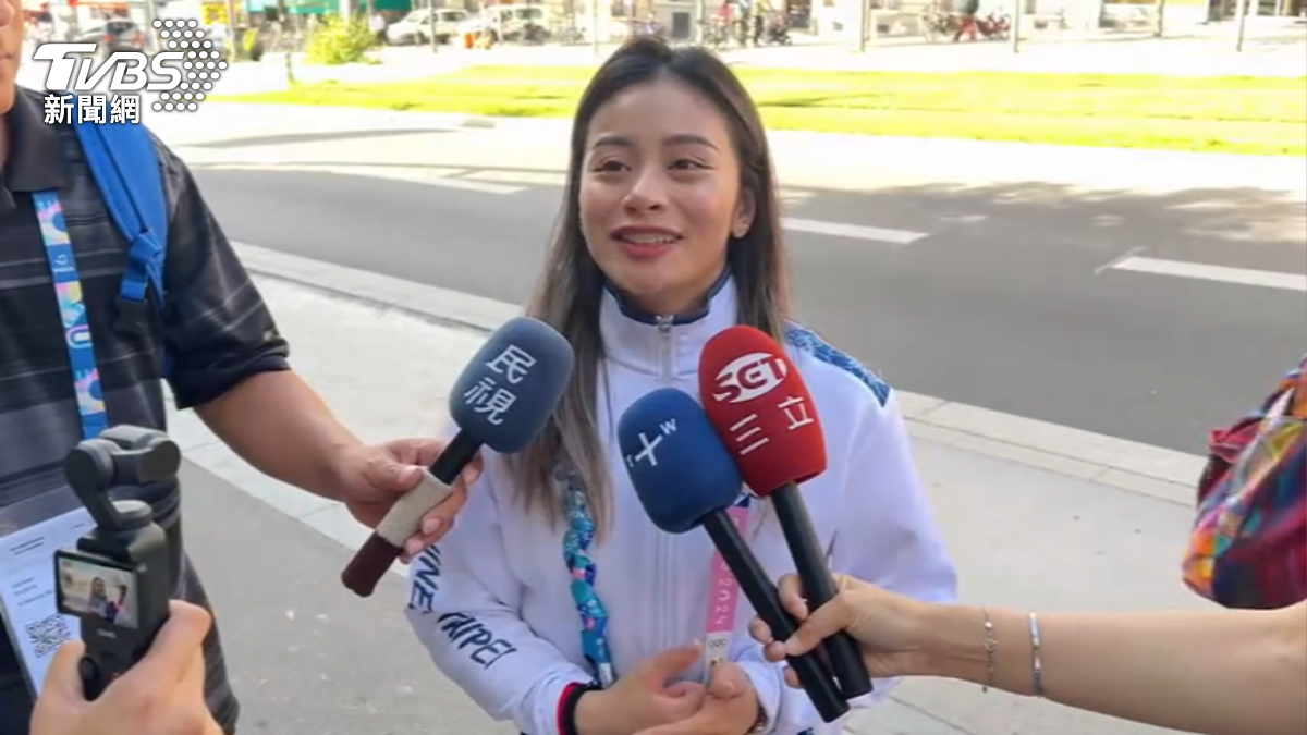 Taiwanese weightlifter breaks national records at Olympics (TVBS News)