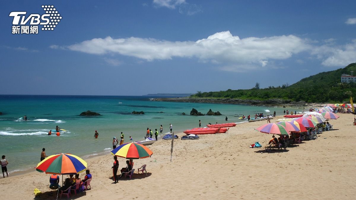 Taiwan records hottest year, climate change impacts noted (Shutterstock)