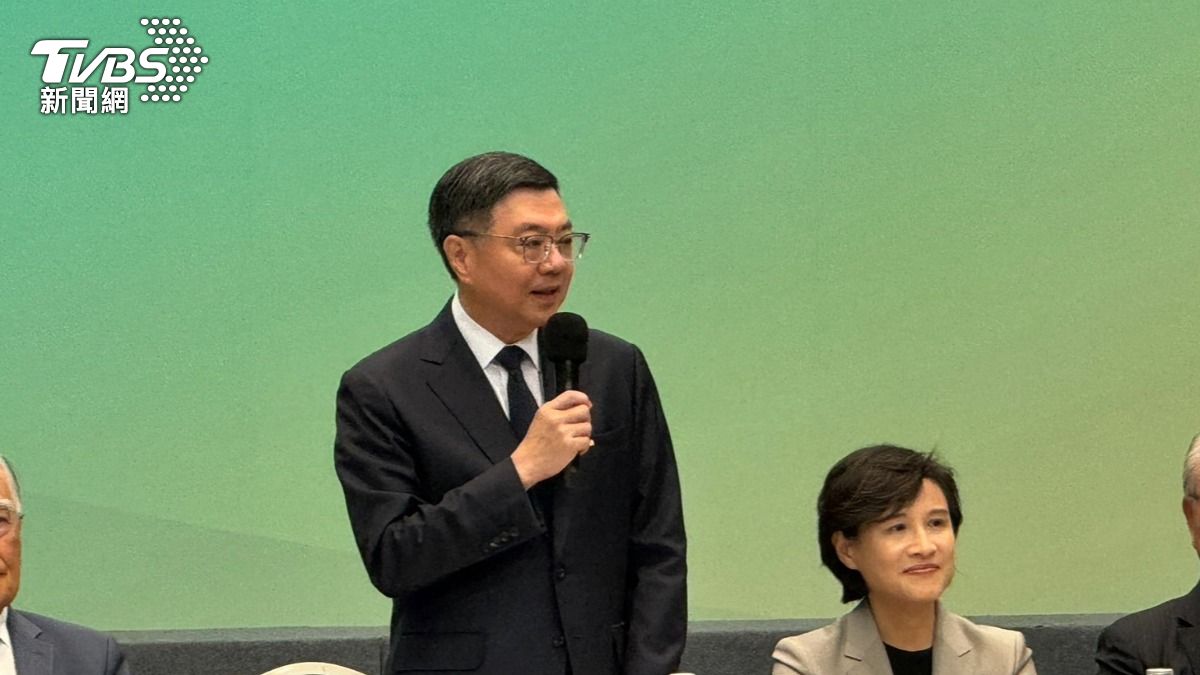 Premier Cho rules out loan restrictions, reassures citizens (TVBS News)