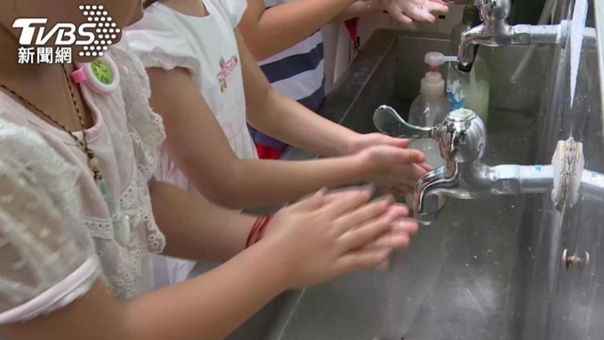 Taiwan sees five-year high in enterovirus cases, CDC reports (TVBS News)