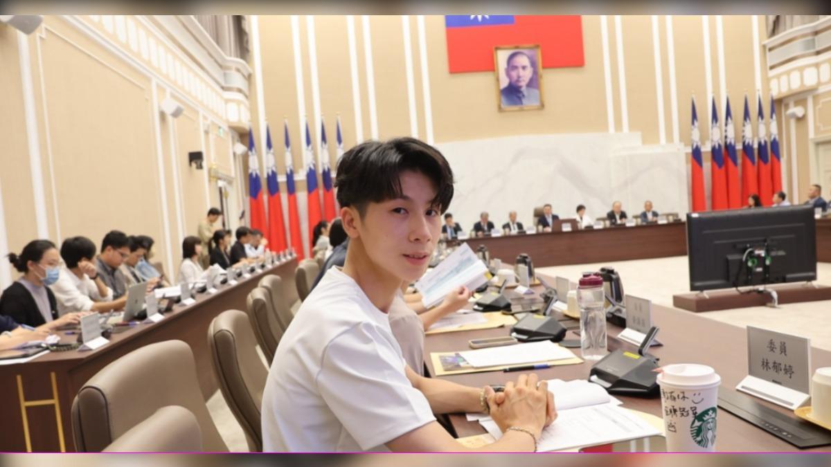 Olympic coach calls for athlete endorsement guidance (Courtesy of Lin Yu-ting’s Facebook)