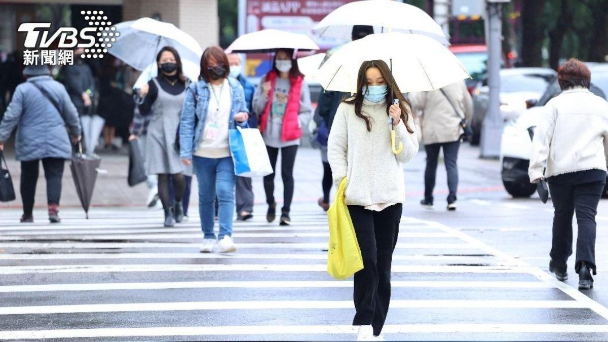 Northeast monsoon brings heavy rain to northern Taiwan (TVBS News)