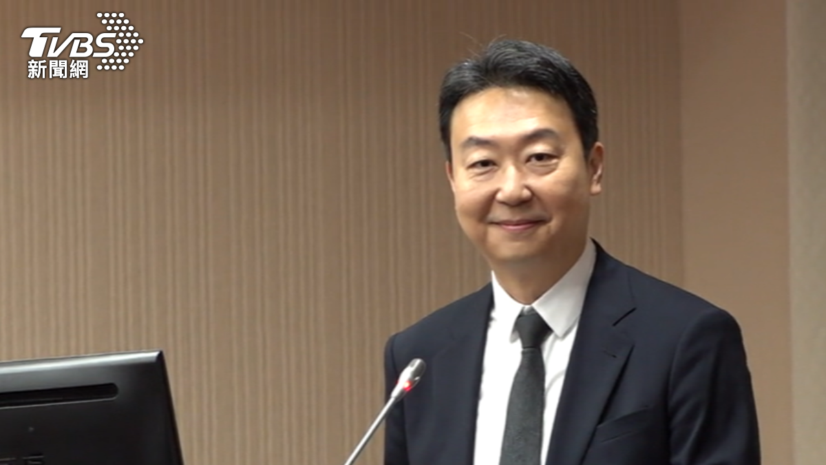 New transportation minister vows to adapt, work harder (TVBS News)