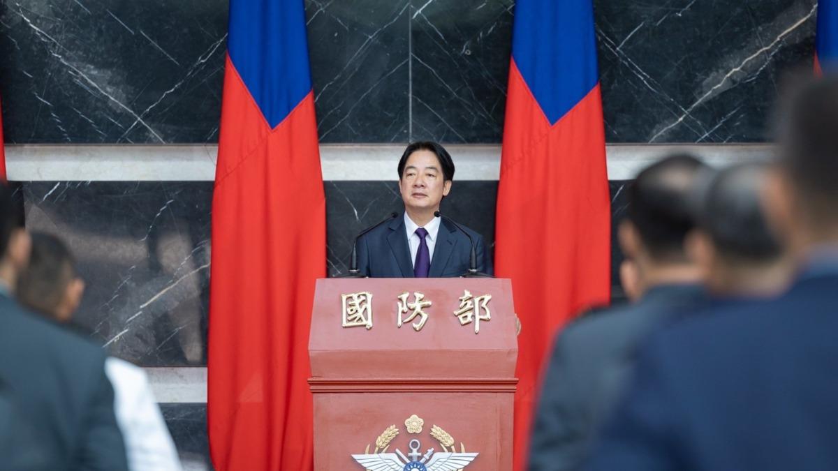Presidential Office clarifies military resume format (Presidential Office)