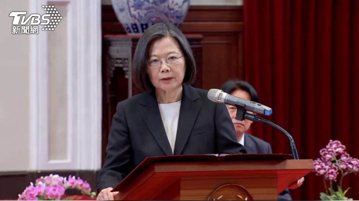 Tsai Ing-wen to attend Forum 2000 in Prague this weekend (TVBS News)