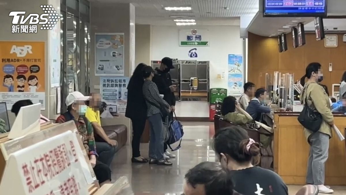 Taipei court grants bail to Wu Shun-min (TVBS News)