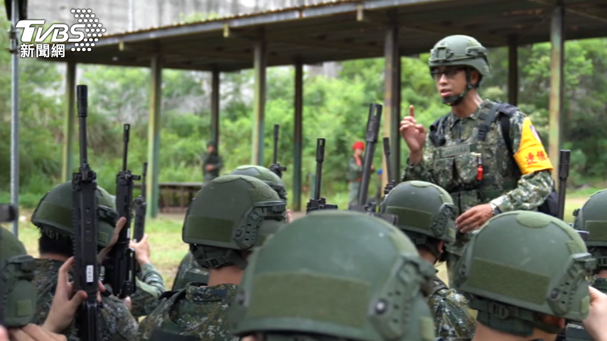 Taiwan to boost military training (TVBS News)