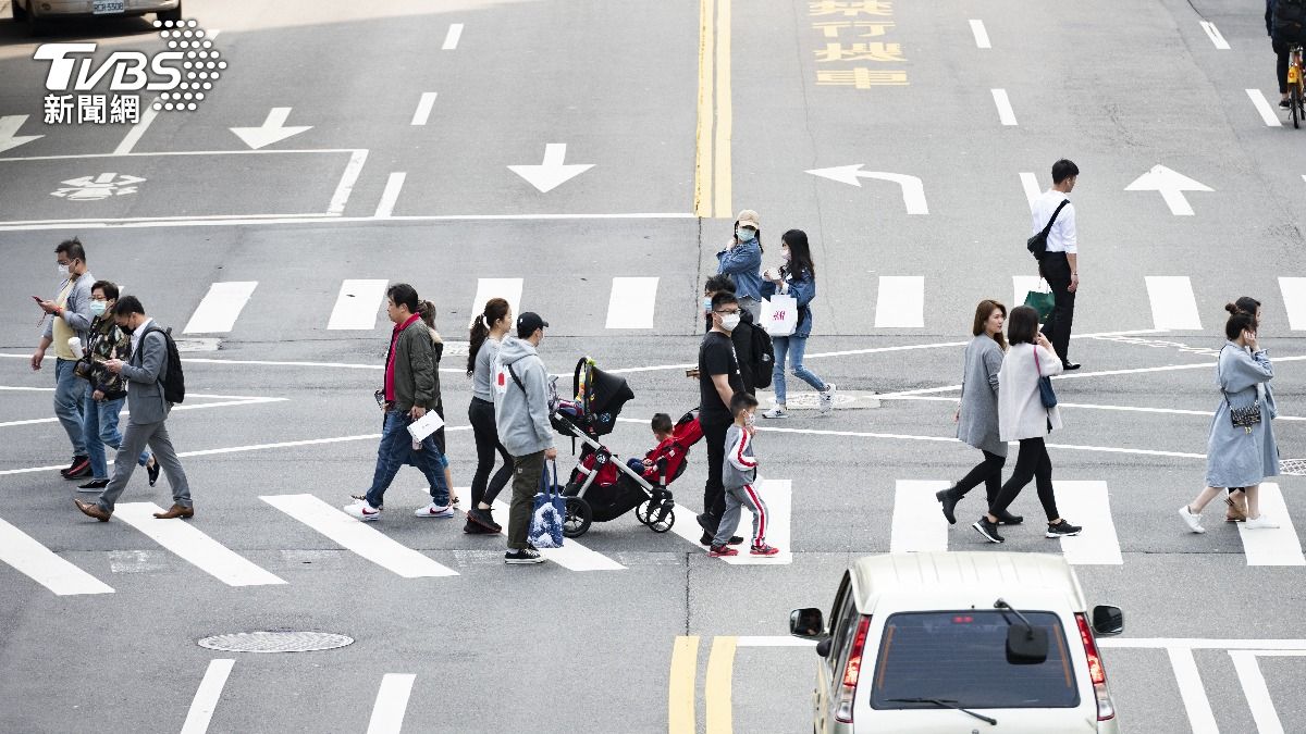 New road safety course fees set to begin March 1 (Shutterstock)