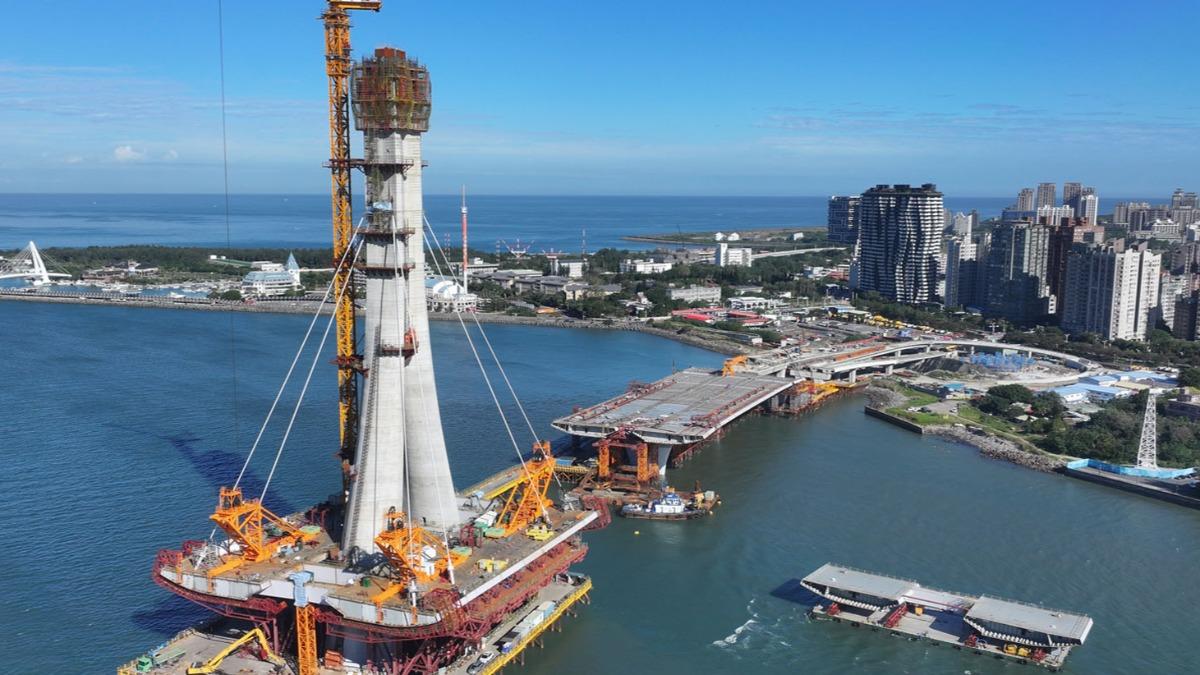 Danjiang Bridge set for 2025 completion (Courtesy of the MOTC)