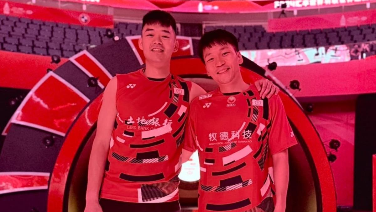 Lee Yang, Wang Chi-lin secure first win at World Tour Finals (Courtesy of Lee’s Facebook)