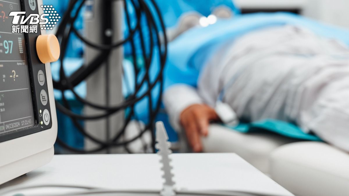 New AI system predicts emergencies with 90% accuracy (Shutterstock)