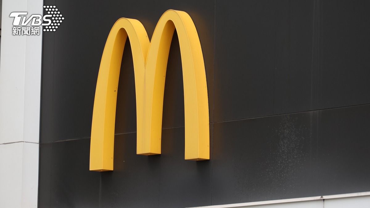 Fast food chain owner denies assault link (TVBS News)