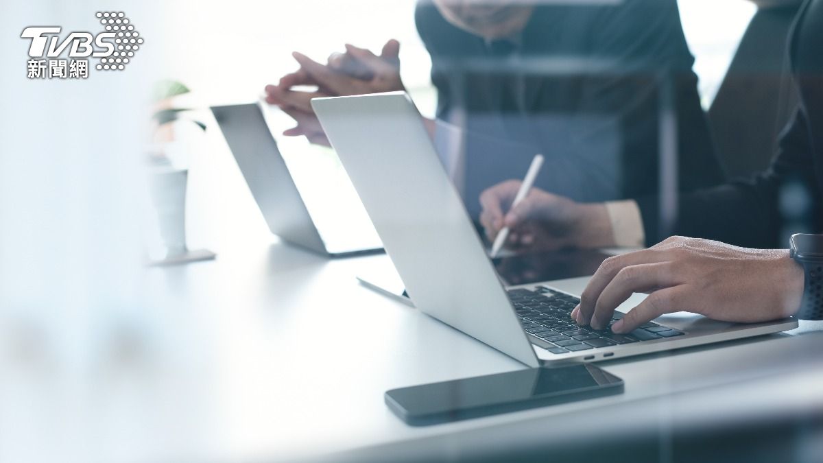 Study links poor workplace mental health to depression risk (Shutterstock)