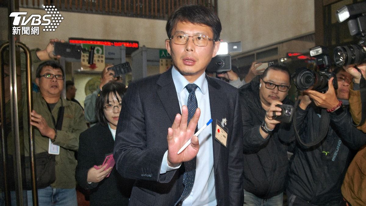 Taiwan justice minister backs lawful demonstrations (TVBS News)