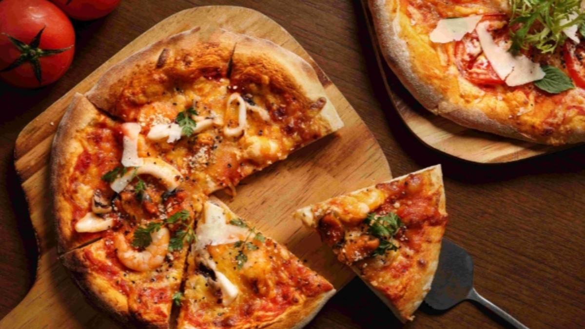  Just Sleep Taipei Ximending offers pizza voucher with stay (Courtesy of Just Sleep)