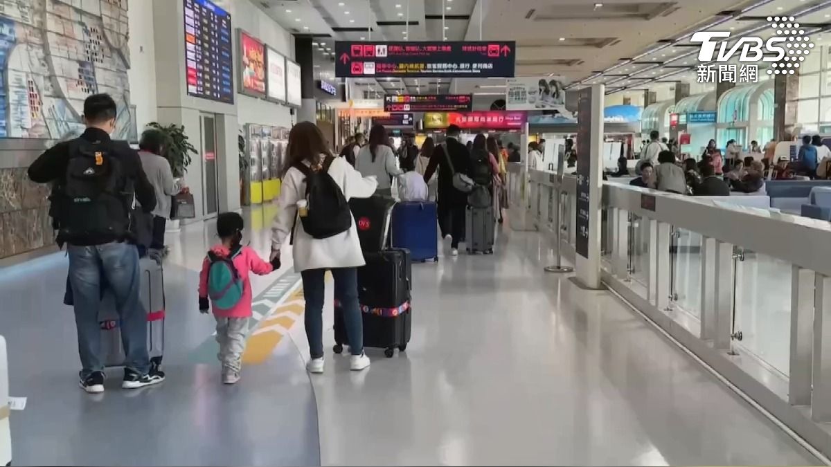 Kaohsiung to Kumamoto flight takes off, boosting ties (TVBS News)