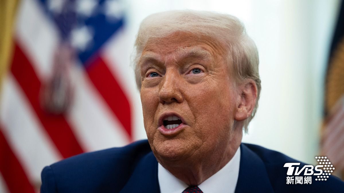 Trump orders review of trade practices (TPG PHOTO)