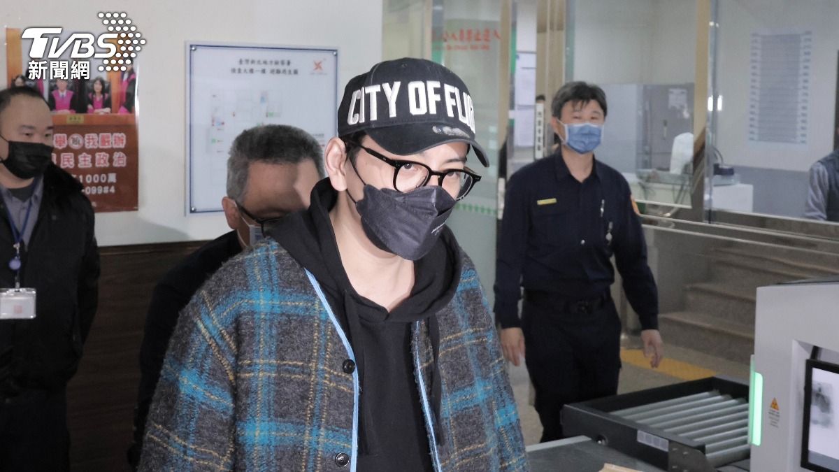 Darren Wang released on bail amid draft evasion probe (TVBS News)