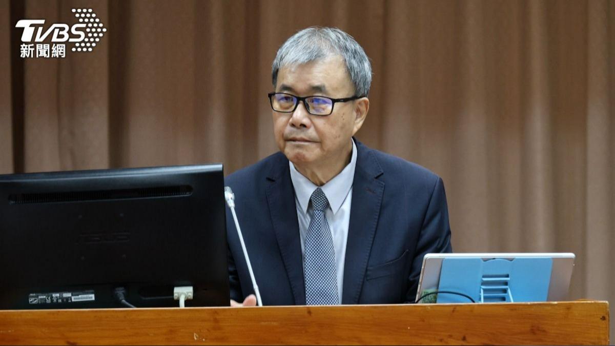 Taiwan’s education minister backs student expression rights (TVBS News)