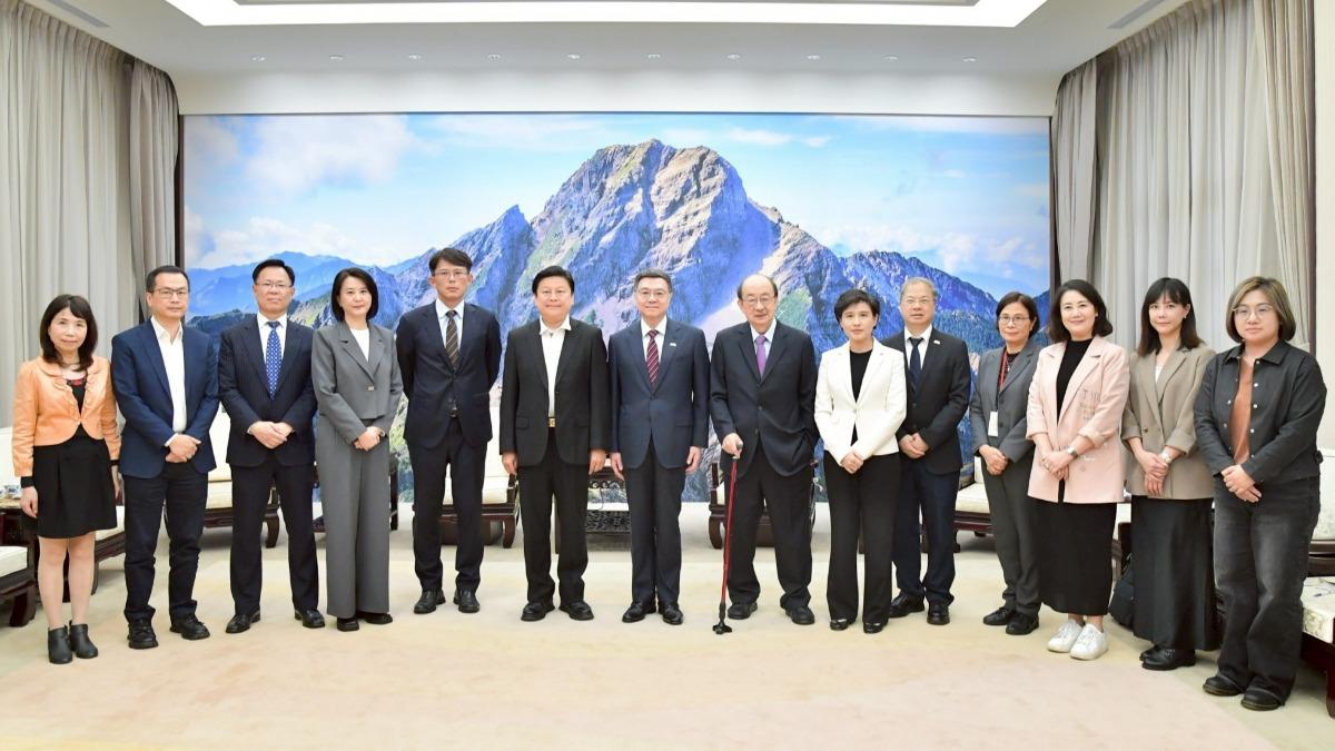 Premier Cho seeks unity against US 32% tariff measure (Provided by the Executive Yuan)