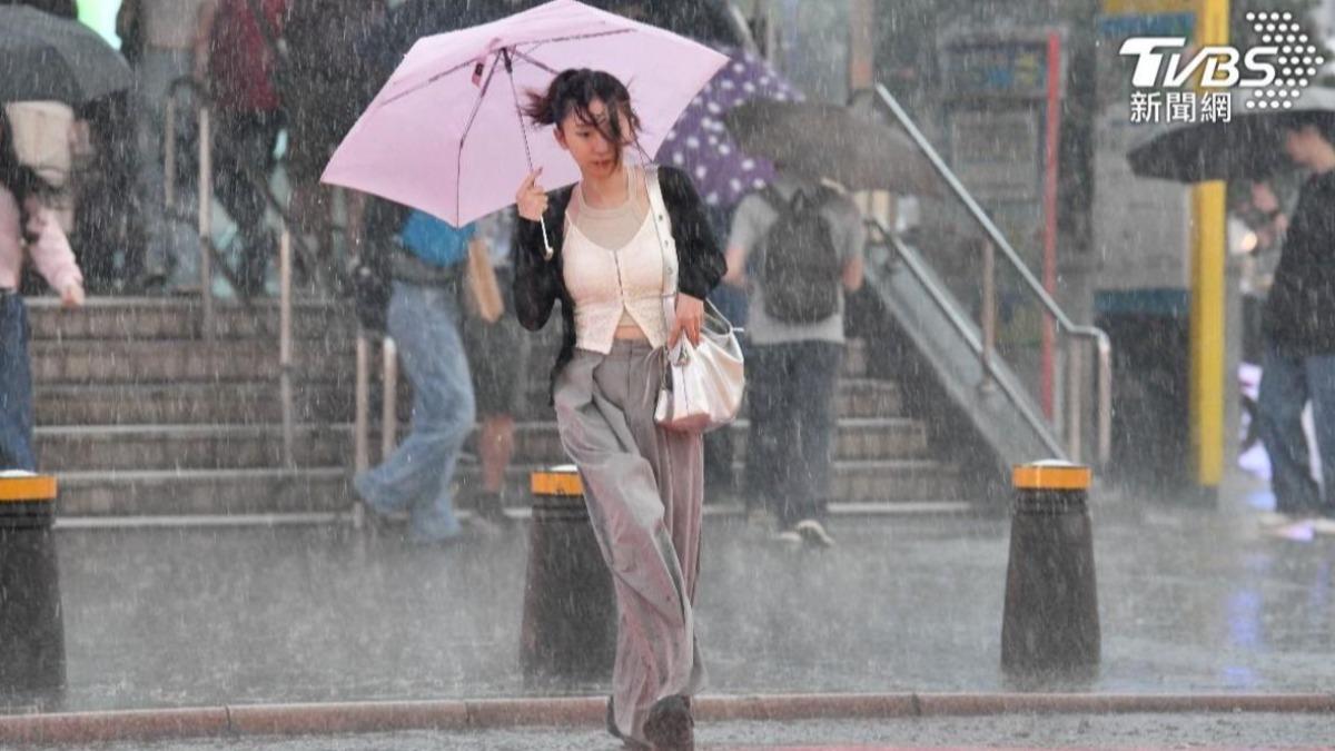 North Taiwan to cool slightly Friday (TVBS News)