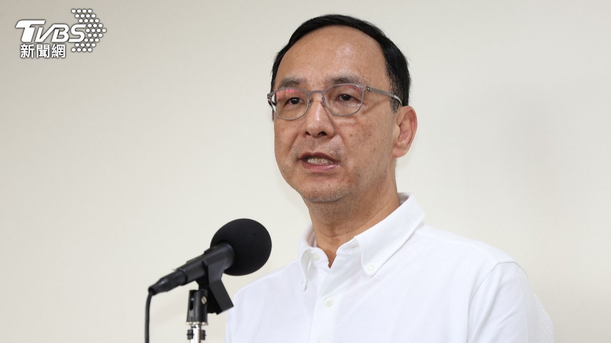 KMT Chairman Eric Chu urges Taiwan military modernization (TVBS News)