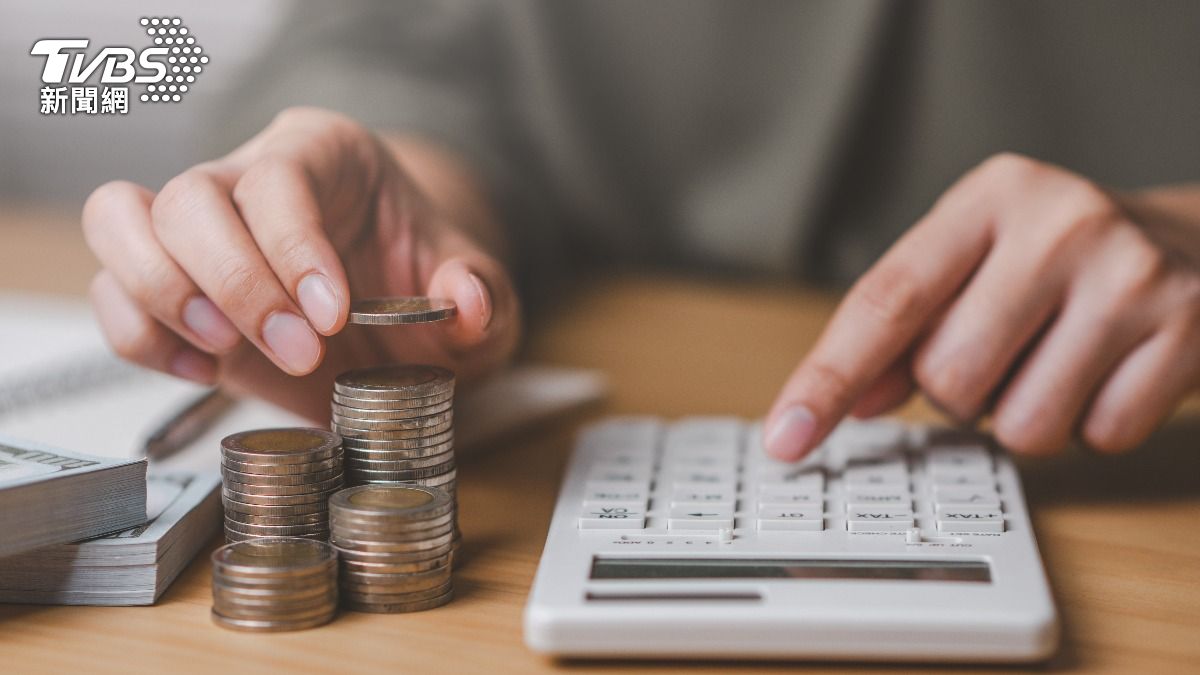 Taiwan household wealth hits record high (Shutterstock)