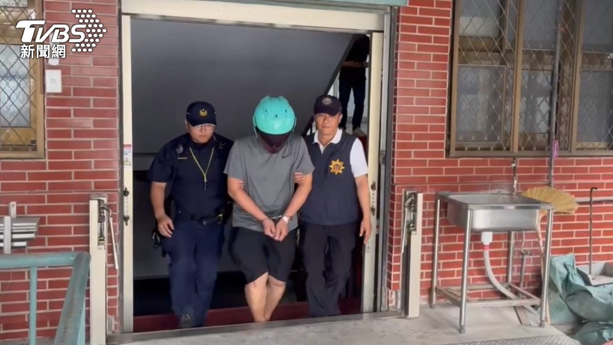 Distracted driving leads to injuries of 7 teen cyclists (TVBS News)