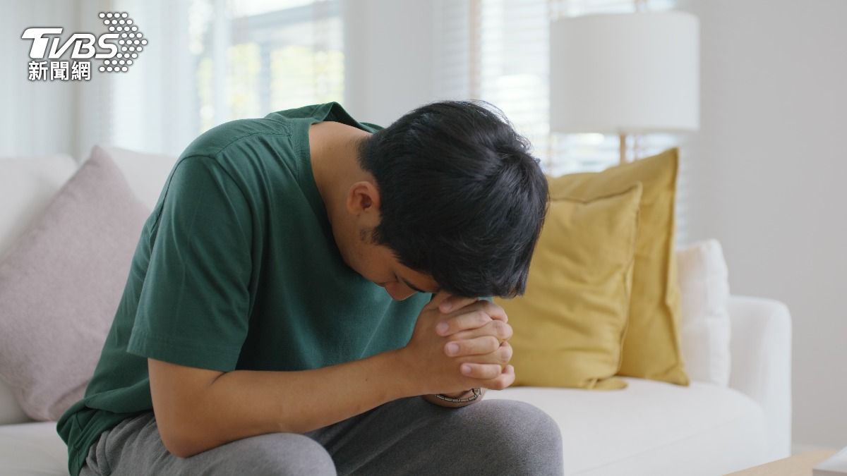 Youth suicide risk factors identified in Taiwan study (Shutterstock)