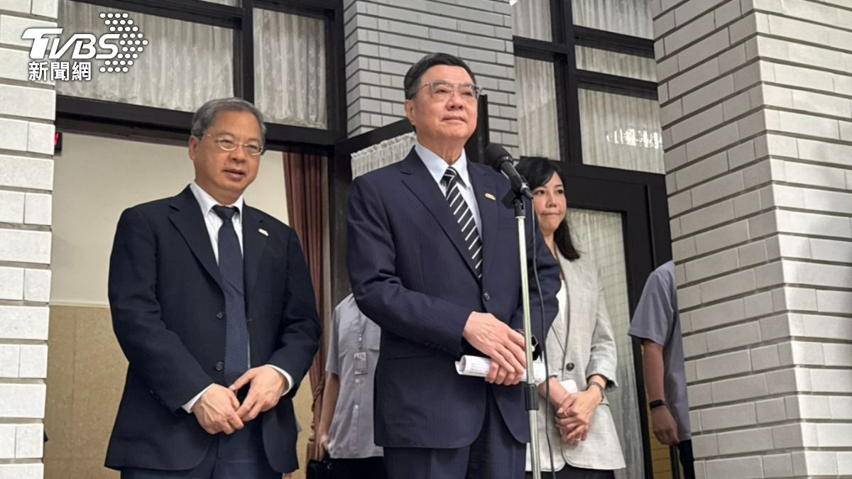 Taiwan debates cash handouts versus industrial support (TVBS News)