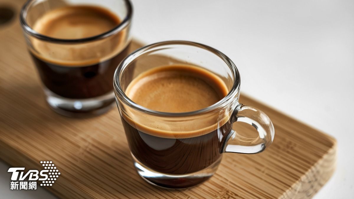 Coffee bean prices double, forcing Taiwan cafés to adapt (Shutterstock)
