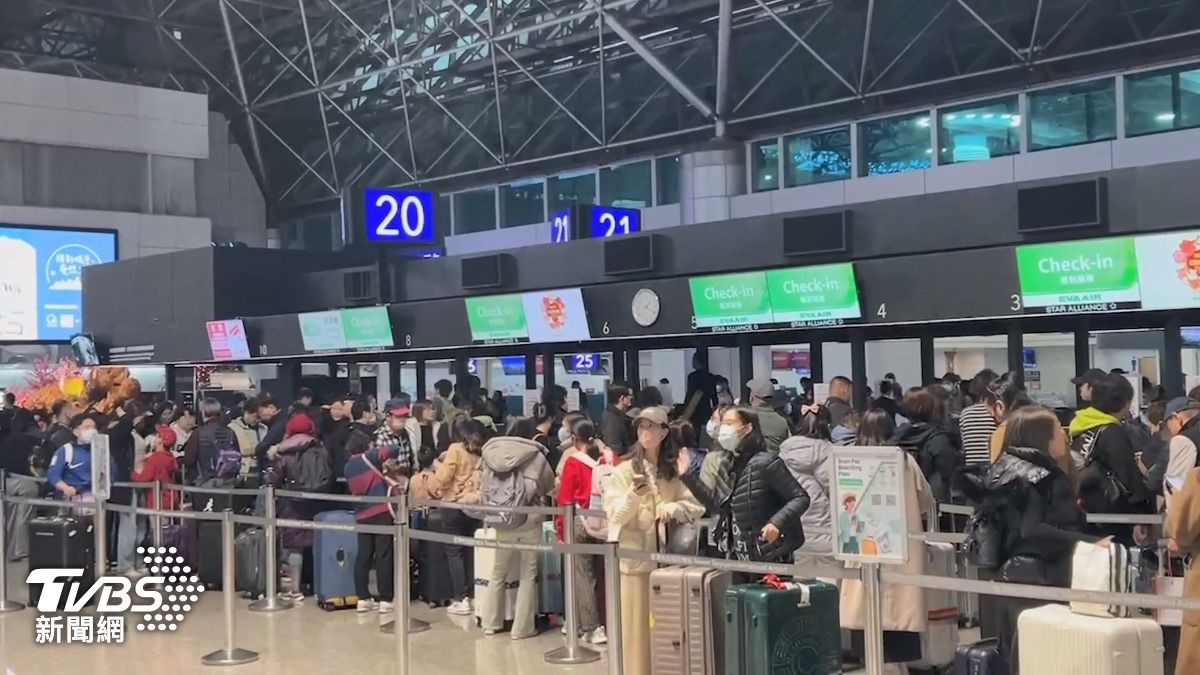 Taoyuan airport sees travel surge (TVBS News)
