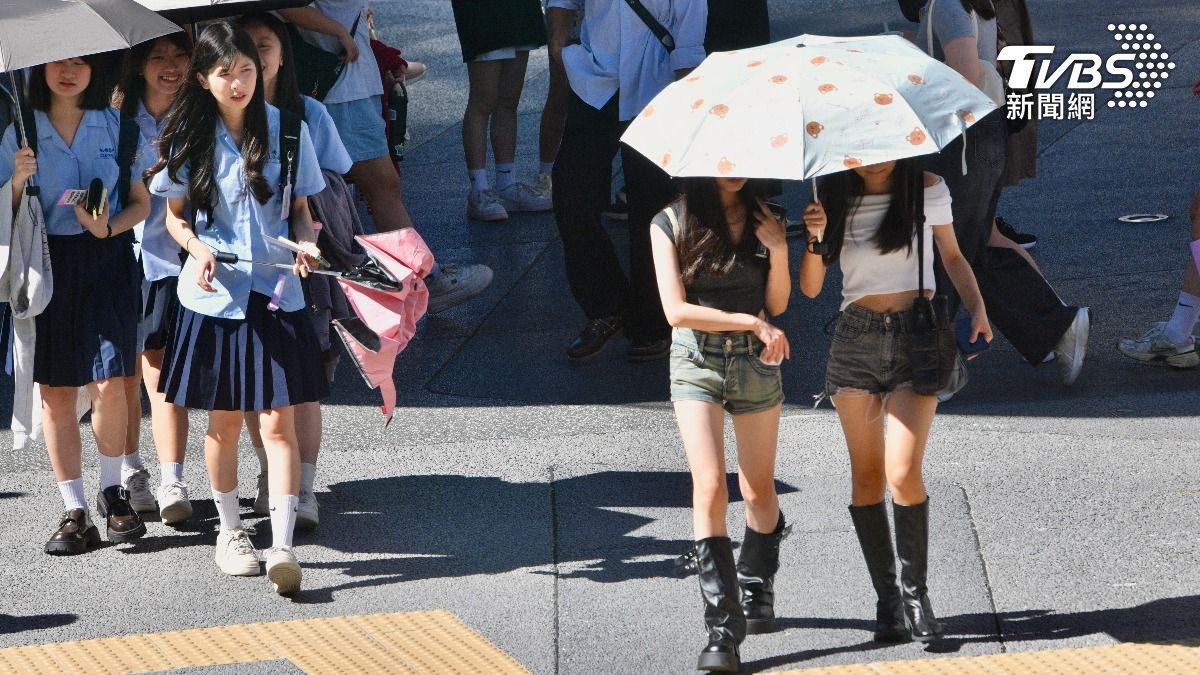 CWA warns of intense UV rays midday (TVBS News)