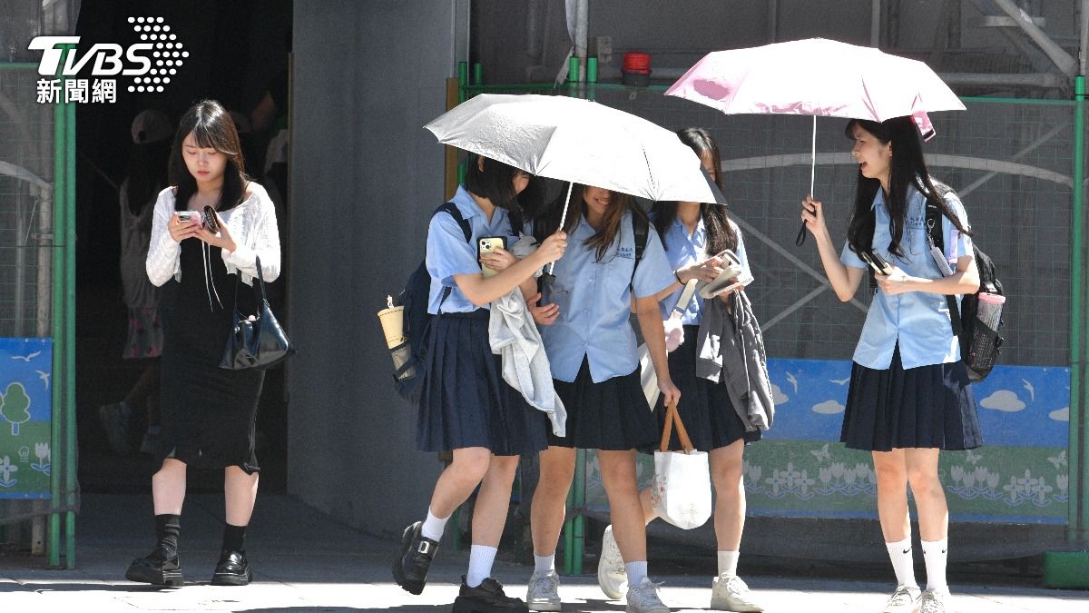 Taiwan braces for scorching heat wave (TVBS News)