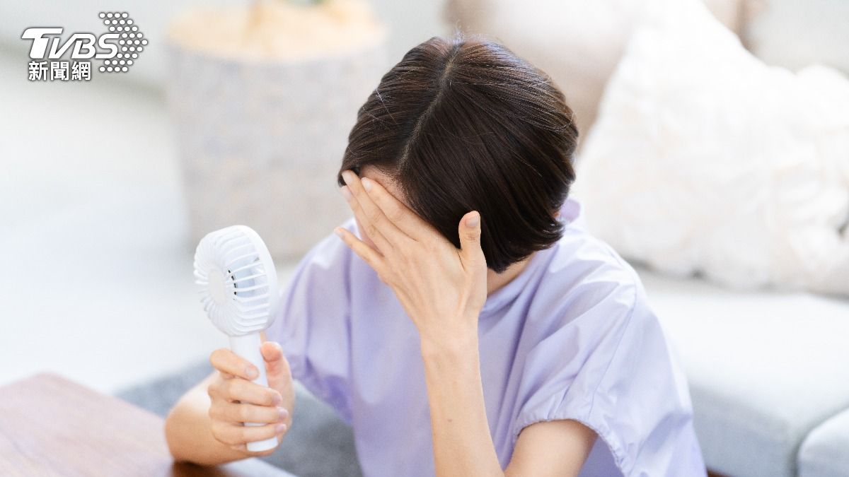 Minister warns of 40°C urban heat risk (Shutterstock)