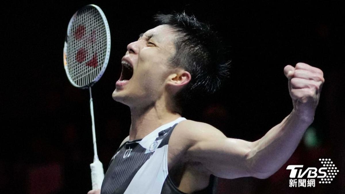 Badminton quarterfinal victory sends Chou to semifinals (TPG PHOTOS)