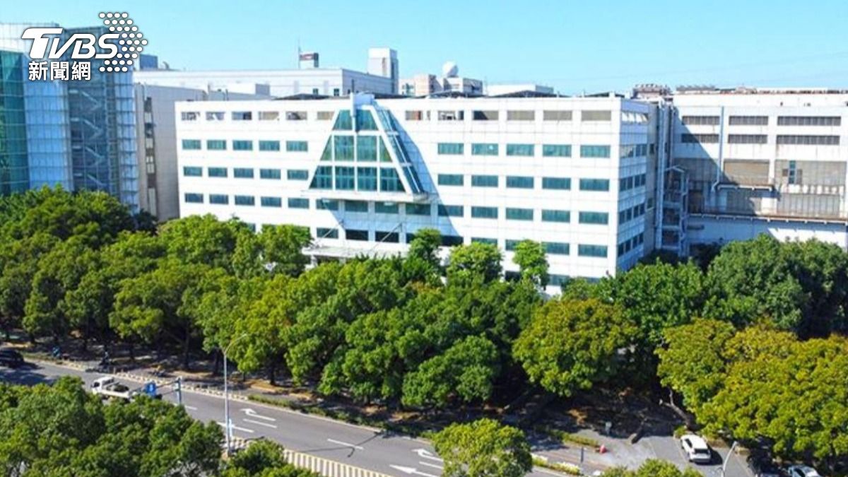Taiwan cracks down on illegal Chinese talent recruitment (TVBS News)