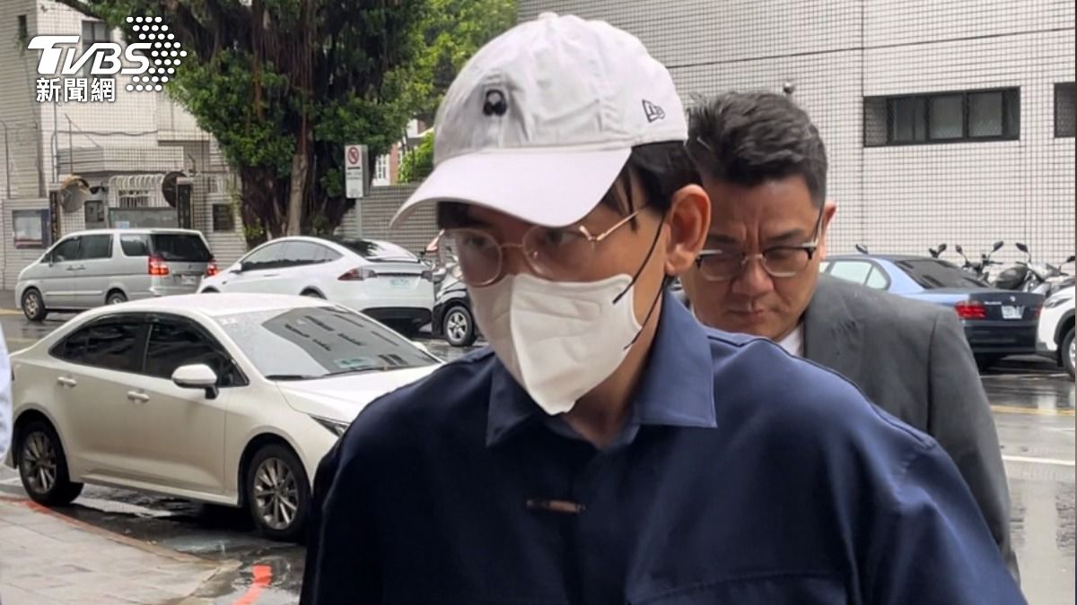 Taiwan court sentences Mickey Huang (TVBS News)