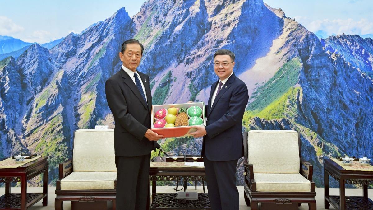 Premier Cho welcomes Japan association’s new leadership (Courtesy of the Executive Yuan)