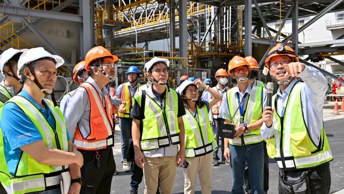 Taoyuan reviews safety at Datan plant post-fire (Courtesy of the Taoyuan City Government)