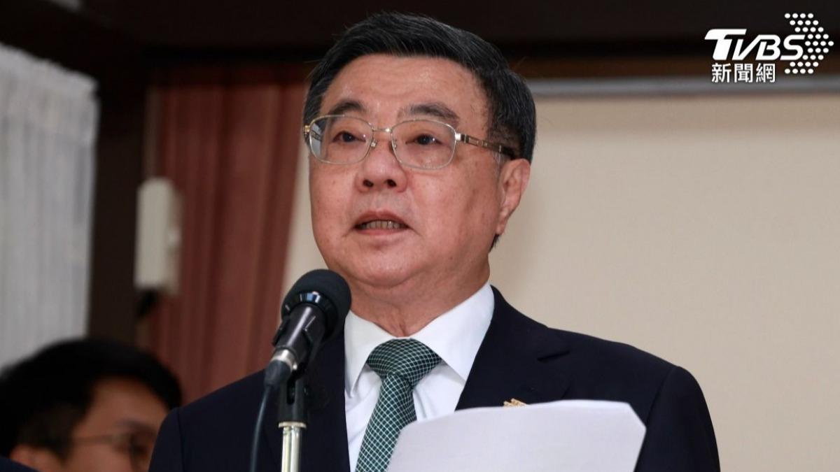Taiwan premier faces divided public on budget allocation law (TVBS News)