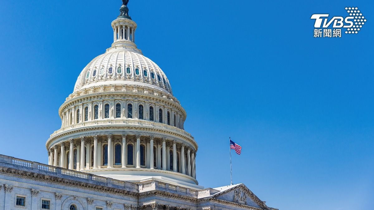 U.S. defense bill includes US$1 billion for Taiwan security (Shutterstock)