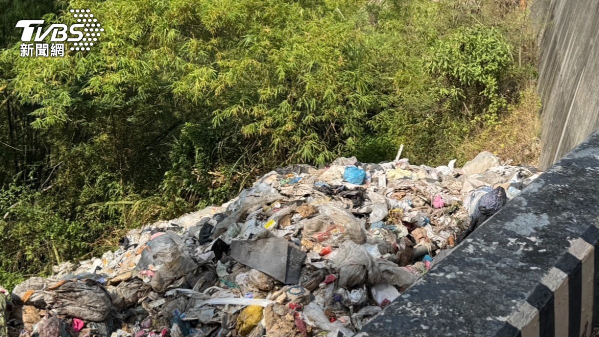 Taiwan targets garbage mountain cleanup by end of next year (TVBS News)