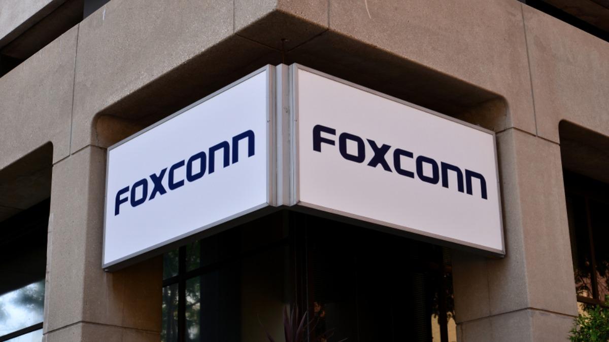 Foxconn receives Wisconsin approval for AI infrastructure project (Shutterstock)