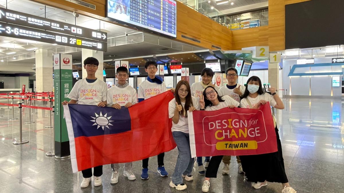 Three Taiwanese students present waste-to-cleaner innovation in Tokyo (Courtesy of Kouhu Junior High