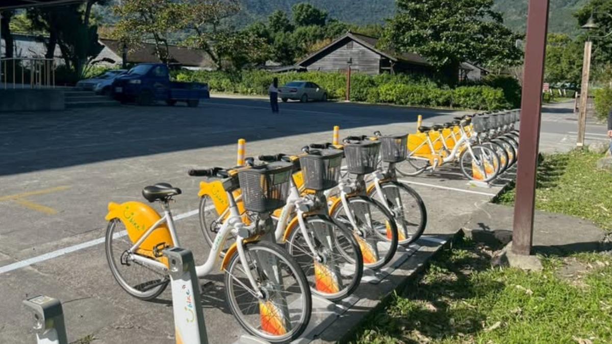 New YouBike station boosts post-disaster mobility (Courtesy of Hualien Speedy News’s Facebook)