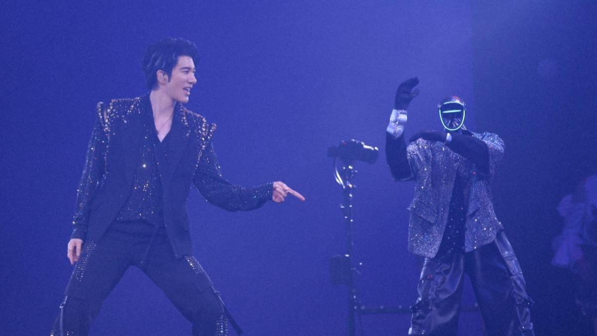 Leehom Wang’s AI dancers spark ’unemployment’ fears (Courtesy of TiDo Music.Inc)