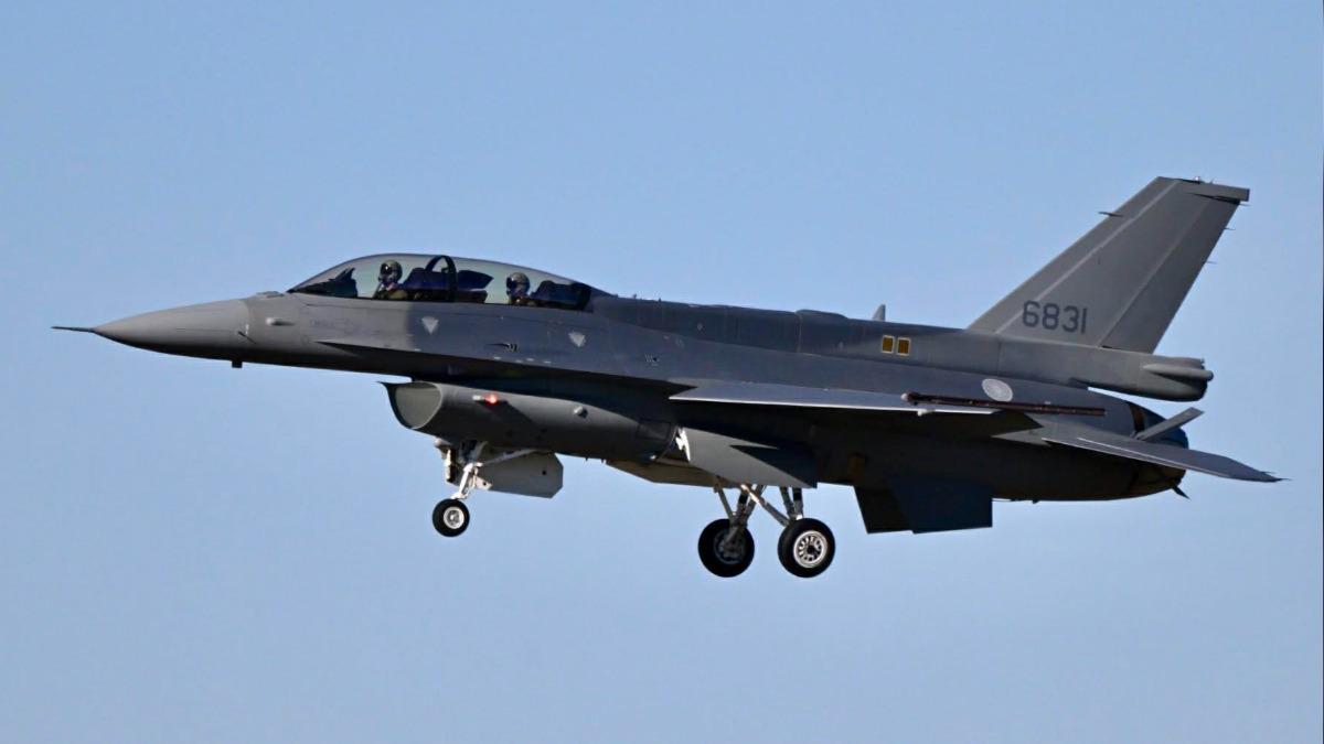 Air Force locates missing F-16 (Courtesy of 粉專IDF 經國號’s Facebook)