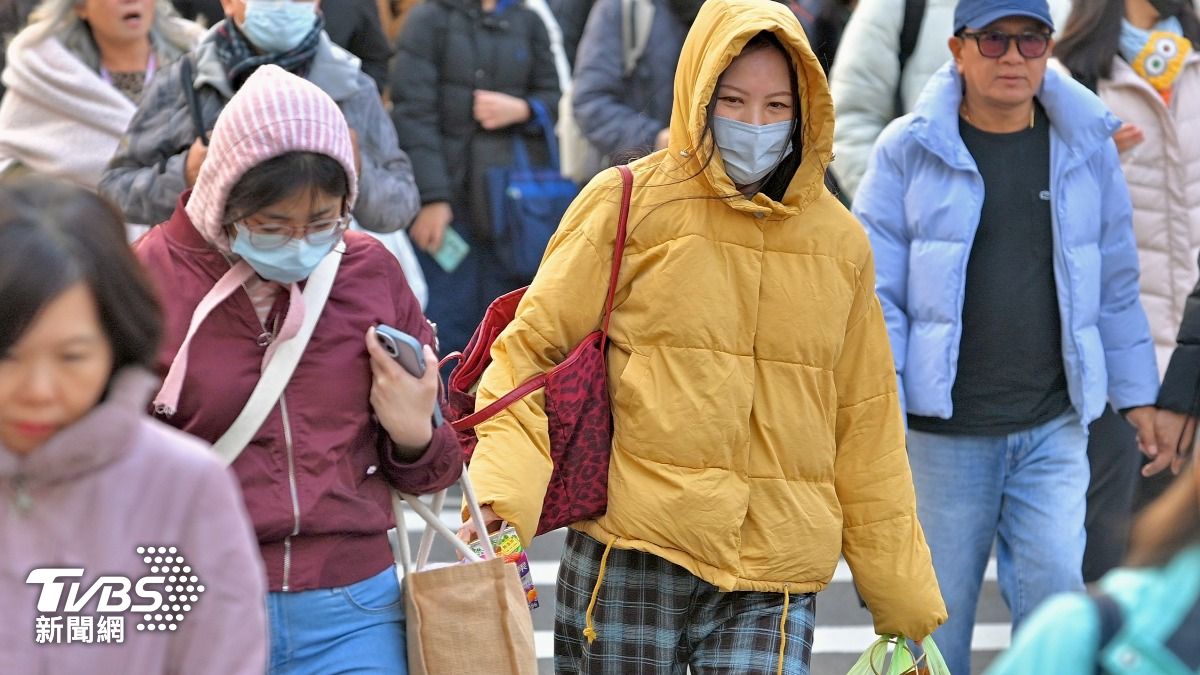 Cold air mass threatens Taiwan with dangerous temp swings (TVBS News)